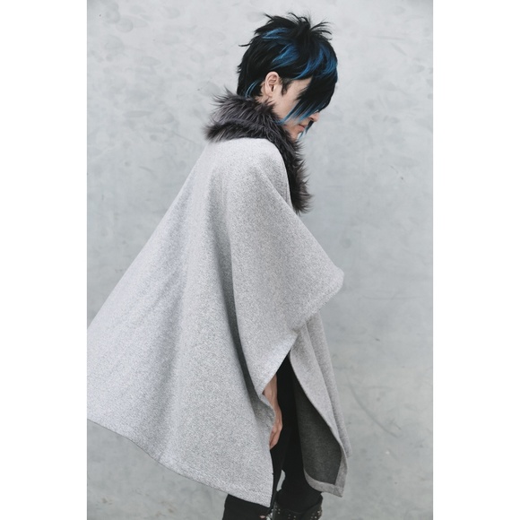 Forever 21 Jackets & Blazers - Forever 21 Premium Label Wool Blend Fur Trim Cape Grey